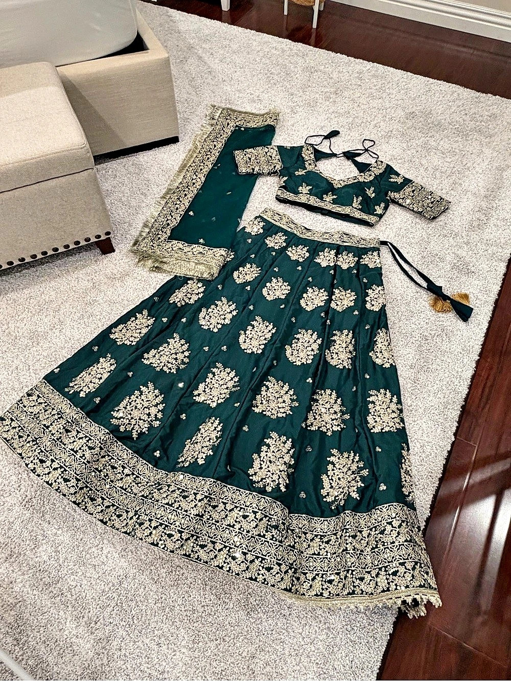 House of indya LUXE medium Women's teal Embroidered Lehenga Choli set